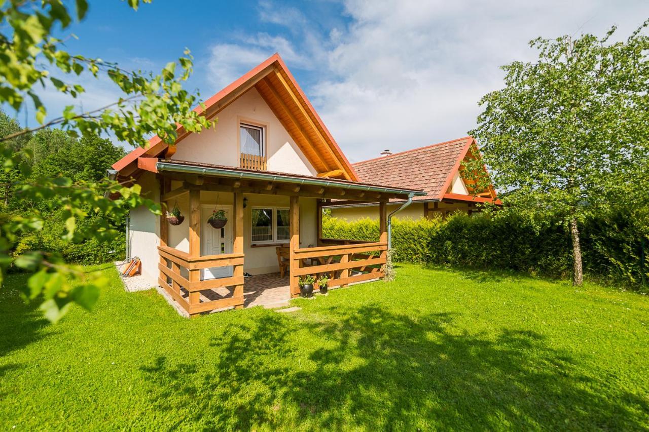 Domki Nad Stawem. Polanczyk Exterior photo